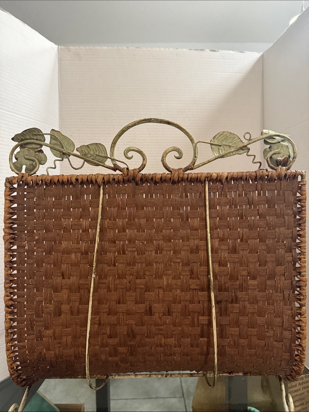 Vintage Magazine Rack - Picture 5 of 5